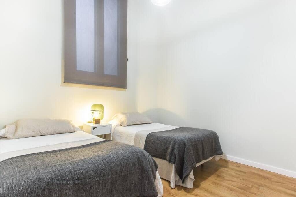 Bright And Modern 4bedroom With Terrace In Ramblas P1 Appartement *